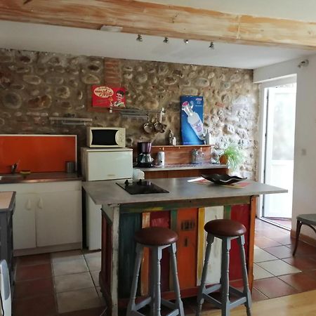 BELLE MAISON DE CARACTERE DE VILLAGE et STUDIO PISCINE Privée 9 PERS Millas Esterno foto