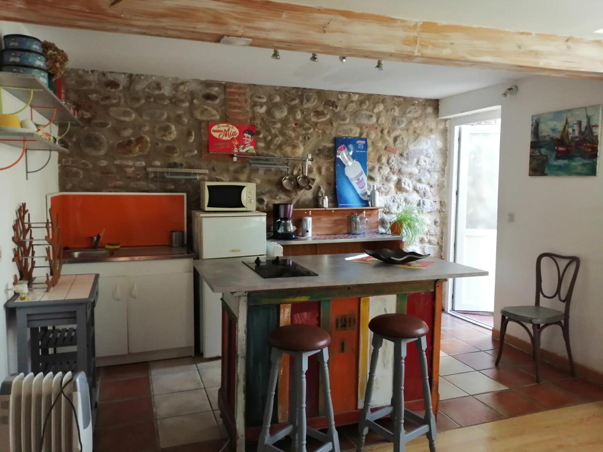 BELLE MAISON DE CARACTERE DE VILLAGE et STUDIO PISCINE Privée 9 PERS Millas Esterno foto